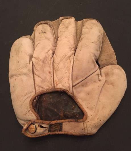 c. 1910 Ratsch Peerless Duck Web Back